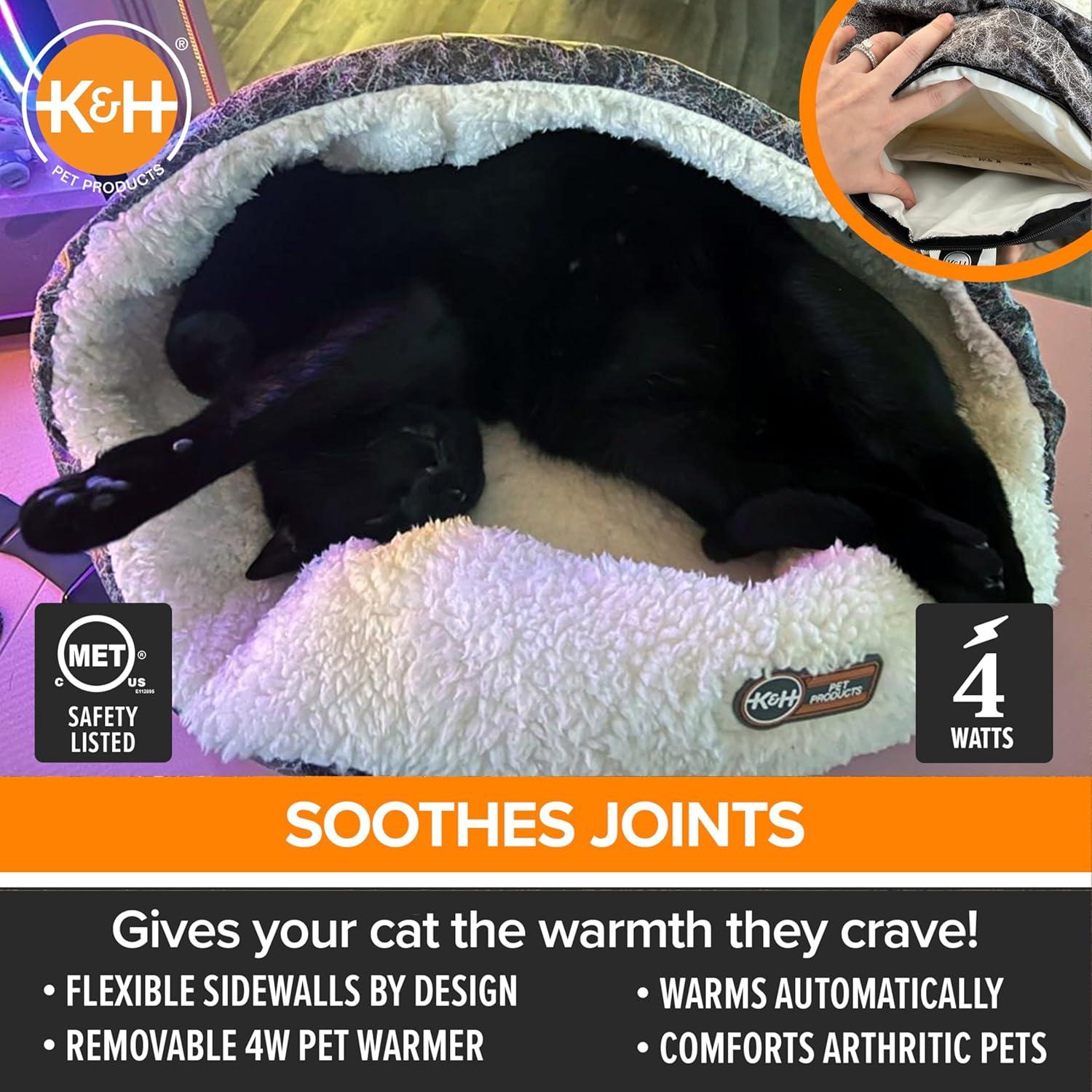 How Our Pets Found Cozy Comfort⁣ in This⁣ Heated Cat Bed